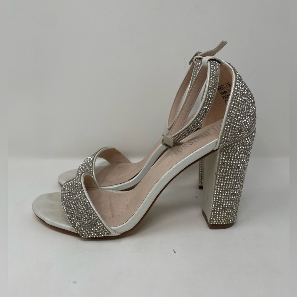 De Blossom Collection Silver Sequins Heels Shoes Sanda Size 7 Women